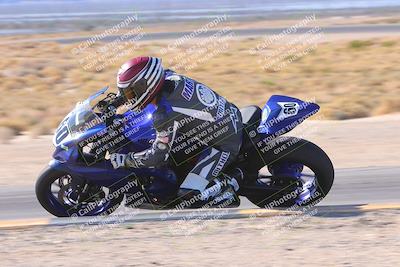 media/Dec-10-2023-SoCal Trackdays (Sun) [[0ce70f5433]]/Turn 9 Inside Set 1 (1115am)/